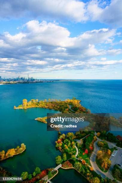 Toronto Bird Eye View Photos And Premium High Res Pictures Getty Images