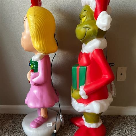 Disney Holiday Cindy Lou Who The Grinch 36 Inch Christmas Lighted Blow Mold Set Poshmark