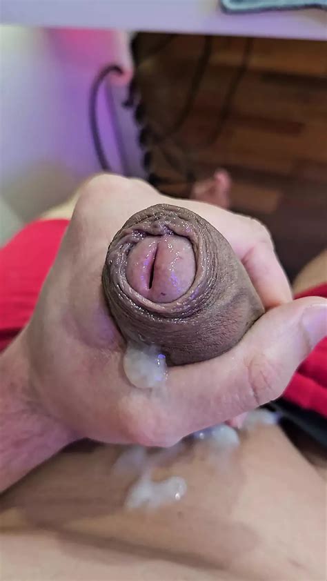 A VERY HORNY MAN XHamster