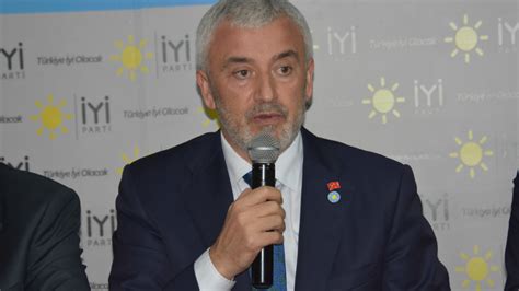 AK Parti den istifa eden eski başkan Enver Yılmaz İYİ Parti nin adayı