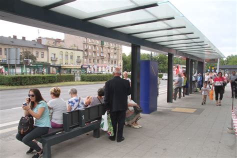 Na Przystanku Autobusowym Przy Ulicy Ytniej W Kielcach Brakuje Awek