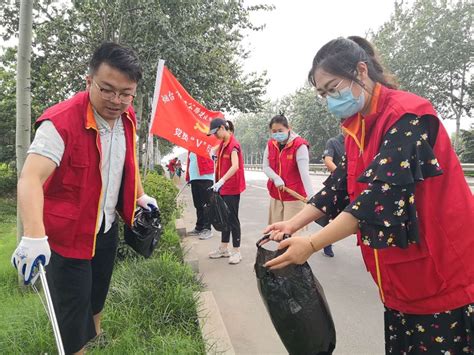 龙口公路建养中心开展环境整治图 龙口 烟台新闻网 胶东在线 国家批准的重点新闻网站