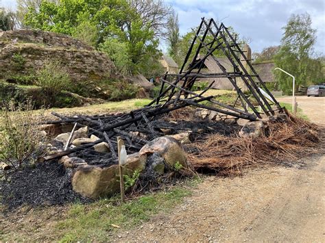 Après trois incendies au village gaulois de Pleumeur Bodou le pyromane