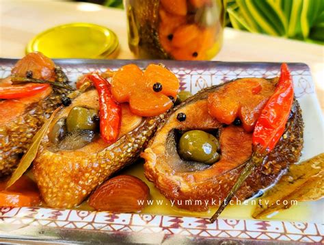 Spanish Style Bangus Sardines In Olive Oil Yummy Kitchen