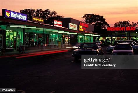 The Maine Mall Photos And Premium High Res Pictures Getty Images