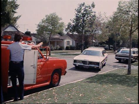 IMCDb.org: 1970 Ford LTD Country Squire in "Emergency!, 1972-1978"