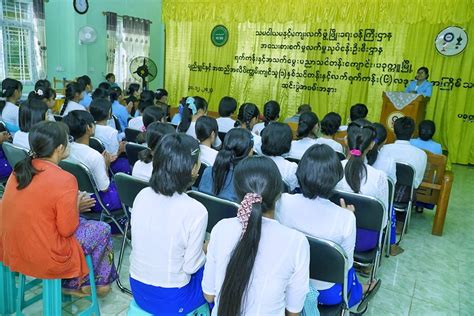 ပခုက္ကူမြို့၌ ချည်မျှင်နှင့်အထည်အလိပ်ကျွမ်းကျင်သူ တစ်နှစ်သင်တန်းနှင့် လက်ရက်ကန်း ခြောက်လသင်တန