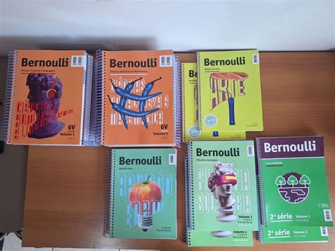 Coleção Completa e Semi nova Bernoulli 2022 Enem e Vestibulares Livro