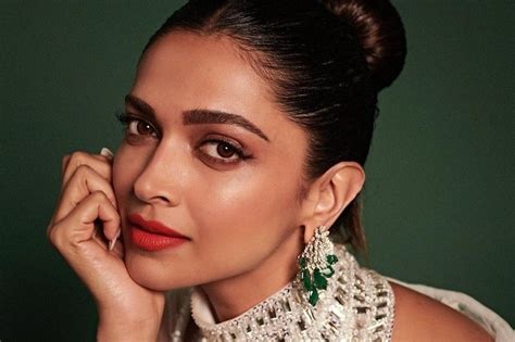 Deepika Padukone Pesona Dan Karier Seorang Bintang Film Cantik Bollywood