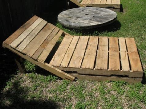 25 Ways Of How To Use Pallets In Your Garden