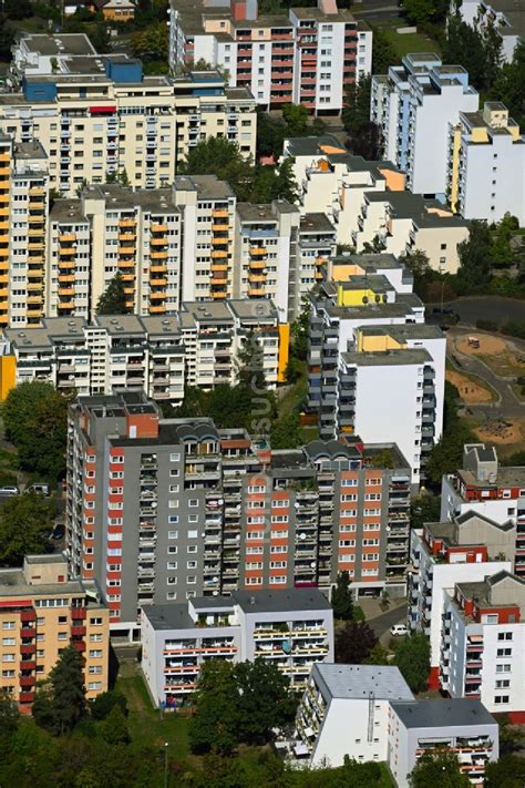 Würzburg von oben Plattenbau Hochhaus Wohnsiedlung im Ortsteil