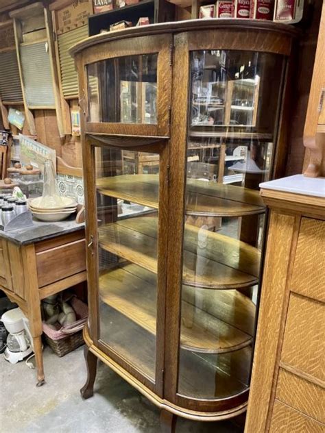 Antique Oak China Cabinet Great Condition The Packrats Den