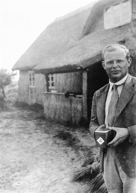 Bonhoeffer Zitat Der gefährlichere Feind des Guten