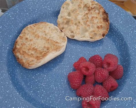 Camping Breakfast Sandwiches: Easy Campsite Recipe