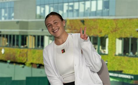 Professional Background and Career Highlights of Amanda Shepherd 30