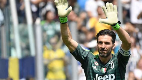 Arrivederci Gianluigi Buffon Beendet Unglaubliche Karriere Kicker