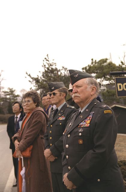 Retired Army Col Lewis Millett Far Right A Korean War Medal Of Honor Recipient Attends A