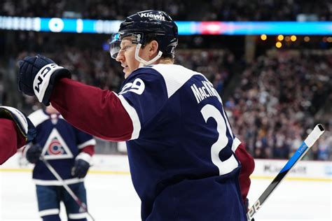 Lucky Nathan Mackinnon Extends Home Point Scoring Streak The