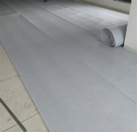 Gray Polypropylene Bubble Guard Floor Protection Sheet Size Medium At