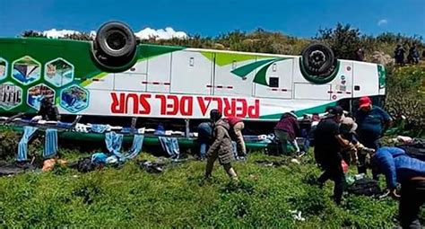 Ayacucho Al Menos Muertos Y M S De Heridos Dej Accidente De