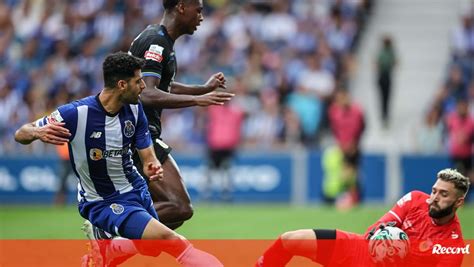 Falta critério a finalizar ao FC Porto FC Porto Jornal Record