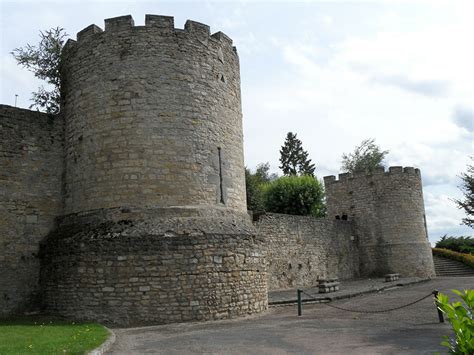 Ville De Decize Bourgogne Tourisme