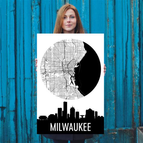 Milwaukee Skyline Silhouette Art Prints – Modern Map Art