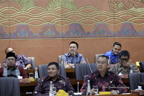 Foto Rapat Kerja Kementerian Perdagangan Dengan Komisi Vi Dpr Ri