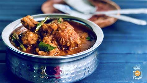 Kannur Style Varutharacha Chicken Curry Recipes Are Simple