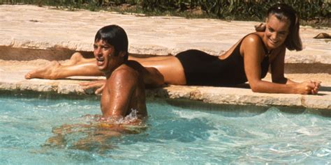 Alain Delon Et Romy Schneider Dans La Piscine Les Coulisses Du