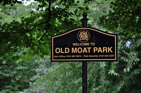 Old Moat Park Daniel Biddle Flickr