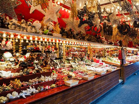 23 Photos From Christmas Markets In Europe