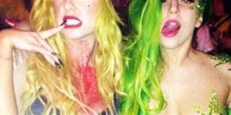 Lady Gaga Muestra Su Pecho En Halloween El Informador