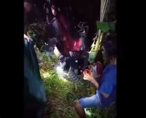 Minibus Terjun Ke Jurang Sedalam Meter Pendeta Terkemuka Asal