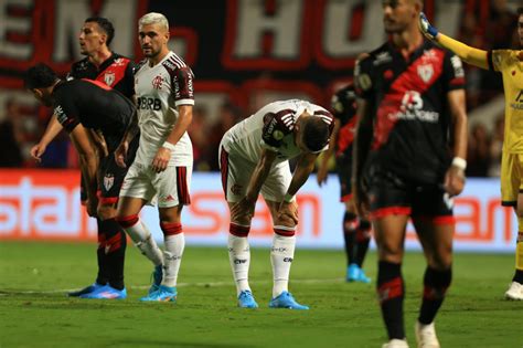 gols no segundo tempo Atlético GO e Flamengo empatam em 1 a 1