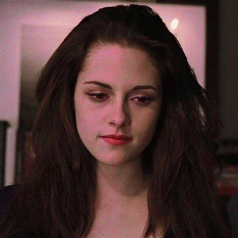 Pin By Twilight Saga On Bella Swan Cullen Twilight Movie Twilight