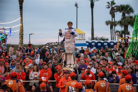 Get Ready For The Taxslayer Gator Bowl