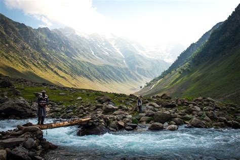 Kolahoi Glacier Trek Itinerary Best Time Cost Map Best Guide