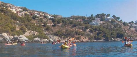 Desde Málaga tour guiado en kayak por los acantilados de Maro Cerro