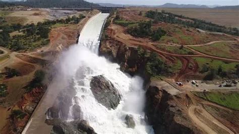 Spectacular Views Of Oroville Dam Spillway Flowing Again From Trickle