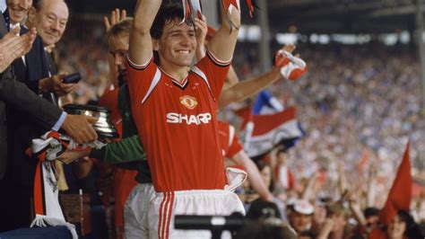 Glory Days Uniteds Nail Biting 1985 Fa Cup Triumph Manchester United