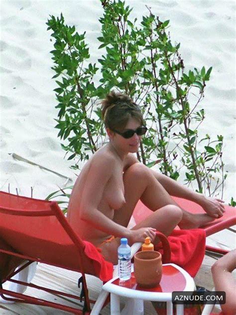 Elizabeth Hurley Topless Paparazzi Photos Aznude