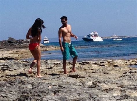 Katrina Kaif Latest Hot Bikini Photos Pics Images Stills Spicy Ammayi