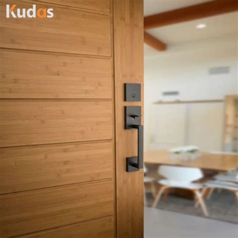 Kudas Wooden Doors Design Composite Solid Core Walnut Veneer Flush