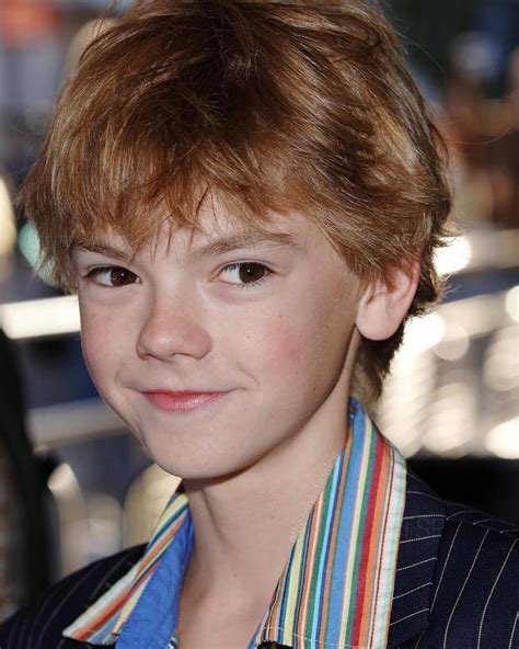 Pin En Thomas Brodie Sangster