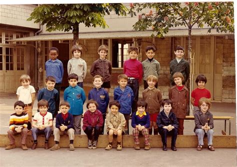 Photo De Classe Classe De CP De 1971 ECOLE VICTOR HUGO Copains D Avant