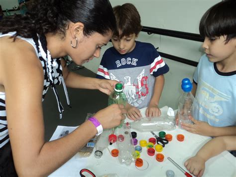 Geração Eco Cristã Oficina de brinquedos sustentáveis