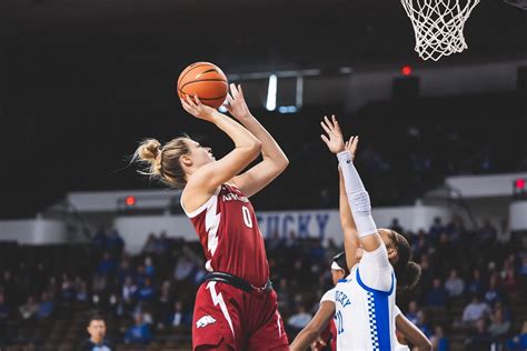 2423 Razorbacks Win In Lexington For First Time Since 2003 Arkansas