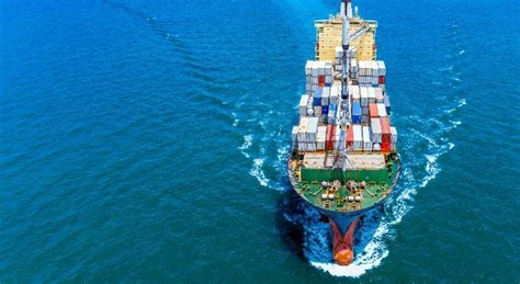 Investimenti Chip E Navi Container L Isola Senza Crisi Che Guarda Gi