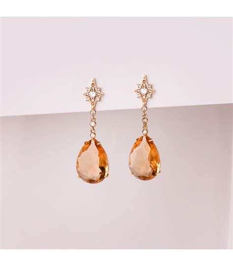 Boucles D Oreilles Dormeuses En Or Jaune 18k Et Diamants Dormeuses